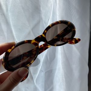 Vintage Gucci Tortoise Oval Sunglasses